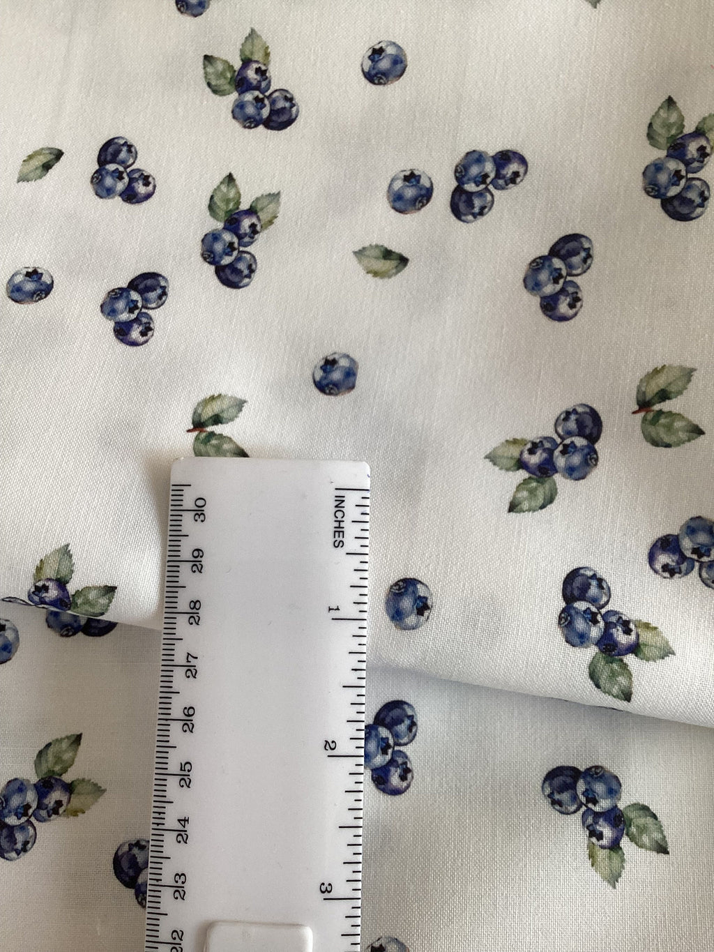Blaubeeren Stoff Heidelbeeren Aquarell Stoff botanischer Stoff Sommer Stoff Blaubeerkunst Stoff Sommerfrucht Stoff Wald Stoff