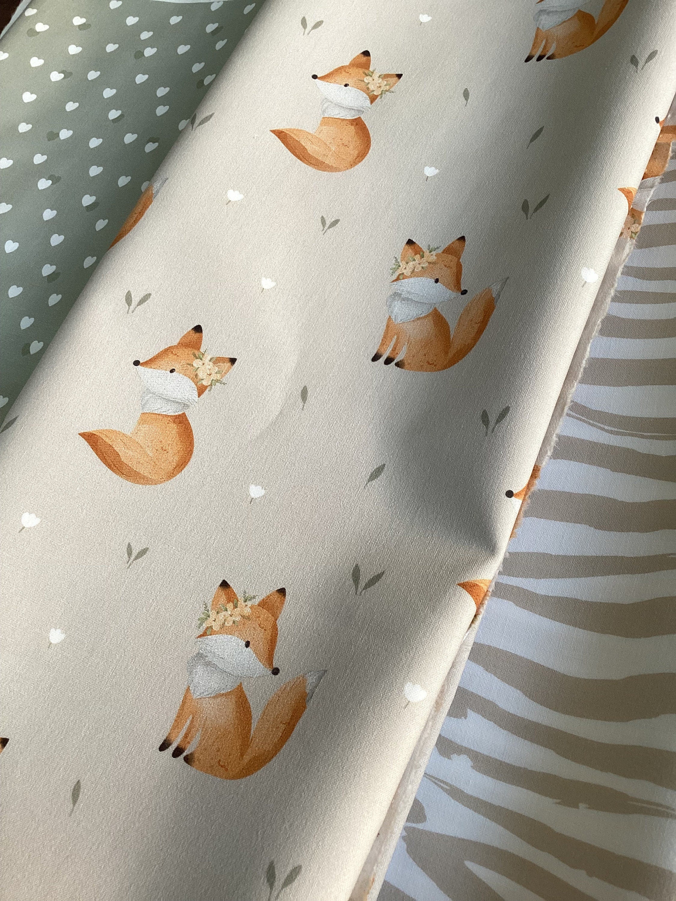 Tkanina lis FOX tkanina niemowlęca lis mama tkanina szałwiowa zielona tkanina zwierzęca niemowlęca tkanina zwierzęca do pokoju dziecięcego Mieszaj i dopasowuj tkaniny koordynujące do pikowania