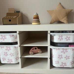 Gänseblümchen TROFAST Aufkleber IKEA TROFAST Vinylfolie ikea Trofast Aufkleber Gänseblümchen Trofast Aufkleber Helllila Dekor ikea hack Gänseblümchen Aufkleber