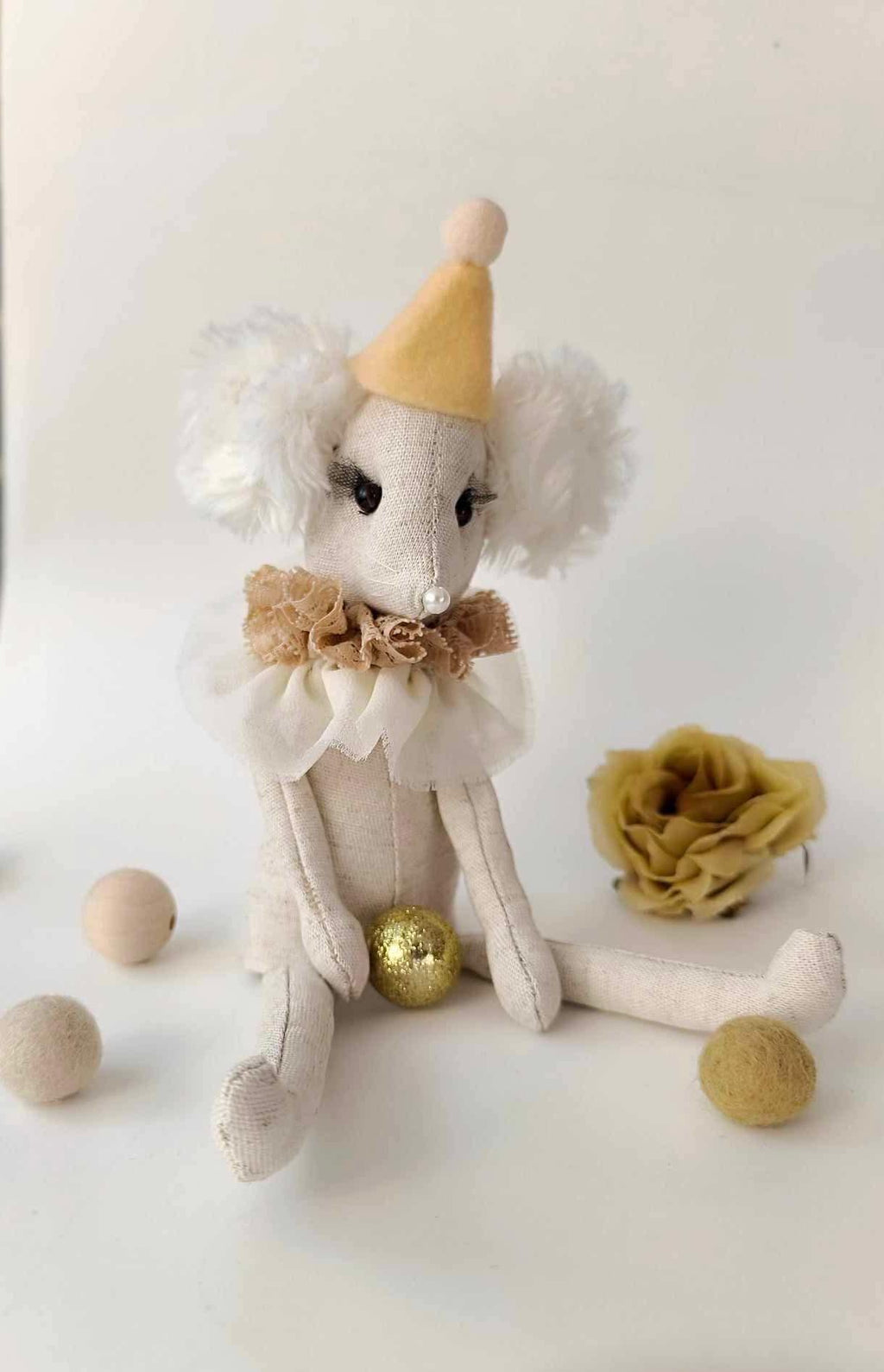CIRCUS Maus Nähanleitung Maus Tutorial mit Fotos Maus Schnittmuster Spielzeug Schnittmuster Stoffmaus Schnittmuster einfaches Schnittmuster Maus